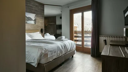 Hotel Europa | A soli 150 m dalle piste di Cervinia