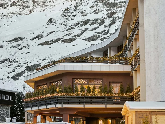 Hotel Europa | A soli 150 m dalle piste di Cervinia